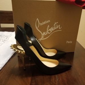 Christian Louboutin Black Pumps